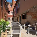 Design Palace By Wonderful Italy Apartment