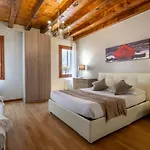 Design Palace By Wonderful Italy Apartment