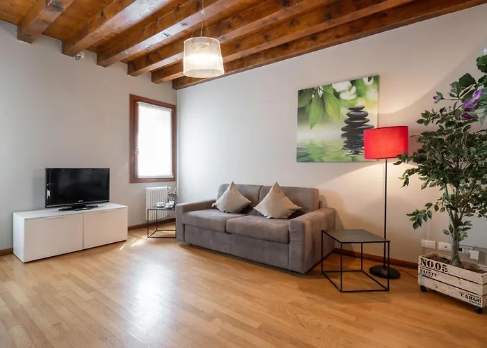 Design Palace By Wonderful Italy