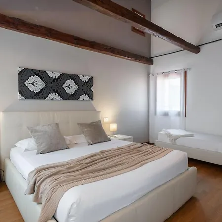 Design Palace By Wonderful Italy Διαμέρισμα *