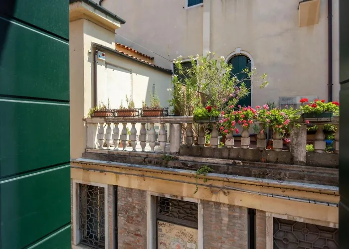Design Palace By Wonderful Italy Daire *